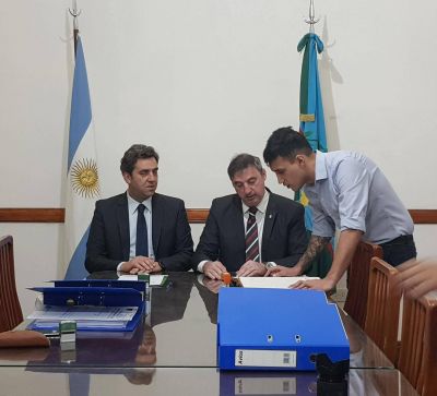Se firm� el acta de traspaso de mando
