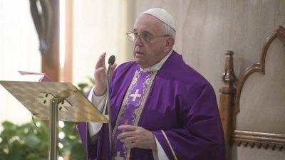 El Papa: no nos lamentemos, el Se�or nos consuela y castiga con ternura