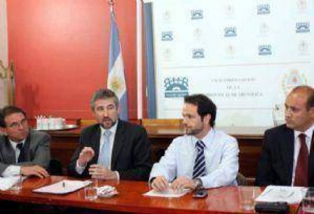Saracco tendr� $ 13 millones extra, pero necesita mucho m�s