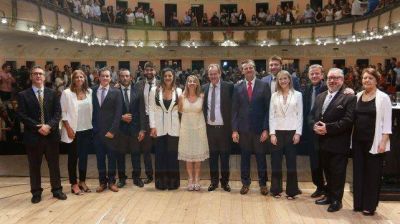 Gabinete de Bahl trata el tema de la basura