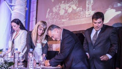 �Con experiencia y un gran sentido social saldremos adelante�, afirm� Gelen�