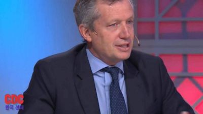 Monz� cada vez m�s cr�tico con Cambiemos y elogia los gestos por la unidad de Fern�ndez