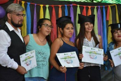 Merlo: La Subsecretar�a de Juventudes entreg� diplomas