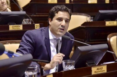 Maxi Abad I : �Vamos a ser una oposici�n s�lida y contundente adem�s de responsable y colaborativa�