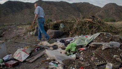 Reclamos por basura y escombros en la zona del Cerro Arco