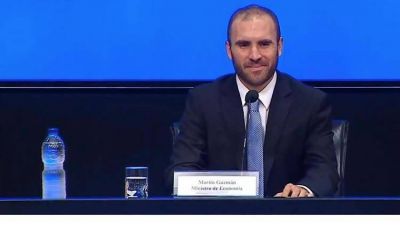 Economistas coinciden en que no habr� congelamiento de los combustibles porque generar�a dificultades recaudatorias
