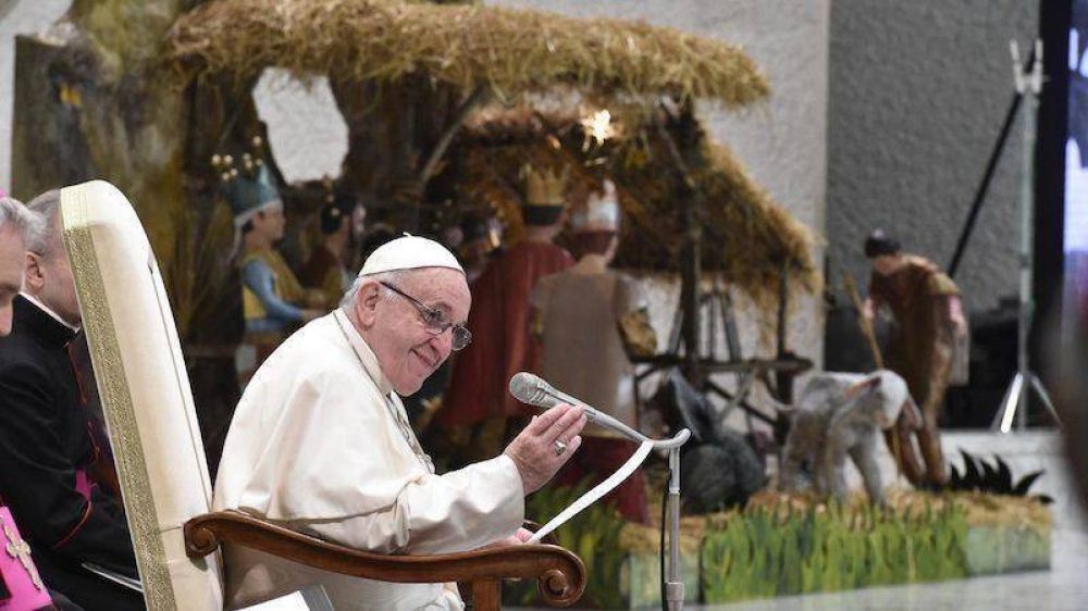 El Papa: el pesebre es una imagen artesanal de paz
