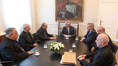 Aborto: los obispos se reunieron con Alberto y manifestaron su disgusto por el protocolo ILE