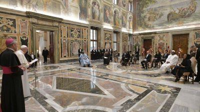 El Papa a Embajadores: Compromiso por un mundo m�s justo y pac�fico
