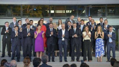 Larreta arma su primer retiro con el gabinete porte�o para planear el 2020