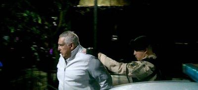 VIDEO / Fabiola Garc�a fue a Tribunales con un meg�fono a reclamar por la libertad de 