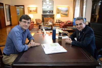 Lucas Ghi se reuni� con Agust�n Rossi