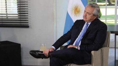 Alberto Fern�ndez dise�a un plan de austeridad: recortes en los autos oficiales y la contrataci�n de asesores