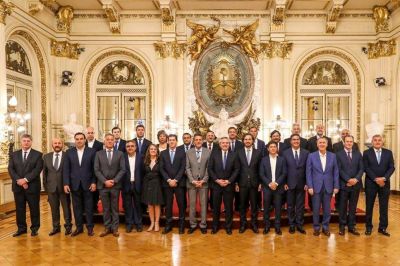Gobernadores piden una compensaci�n a la Naci�n por los nuevos impuestos