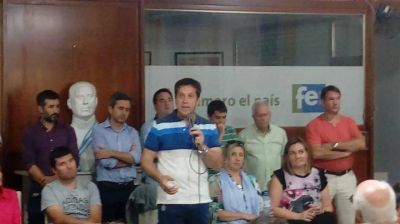Rojas asegur� que si los municipales no levantan el paro llamar� a una licitaci�n para el mantenimiento de los espacios p�blicos