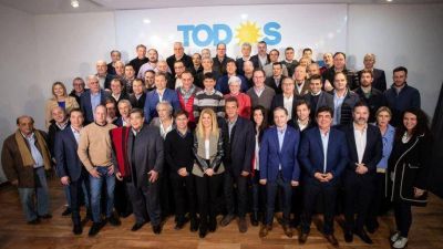 Intendentes del Frente de Todos respaldaron a Kicillof y coincidieron en apuntar contra el macrismo