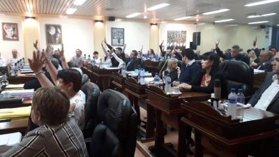 Haciendo uso de su mayor�a, el oficialismo aprob� el Presupuesto 2020