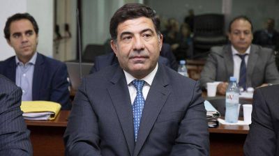 Echegaray rompi� el silencio: 