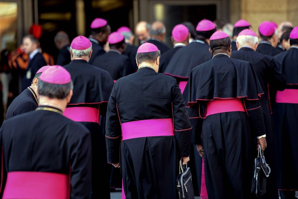 Las intrigas vaticanas marcan el rumbo de la Iglesia