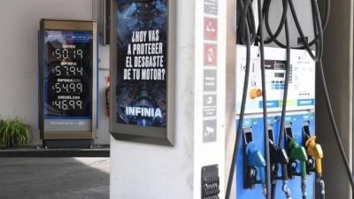 Tras la pol�mica por YPF, el Gobierno aplaz� un alza en los impuestos de los combustibles