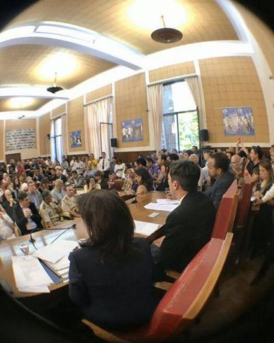 Sin definiciones sobre el armado de las comisiones, el Concejo realiz� un brindis de fin de a�o