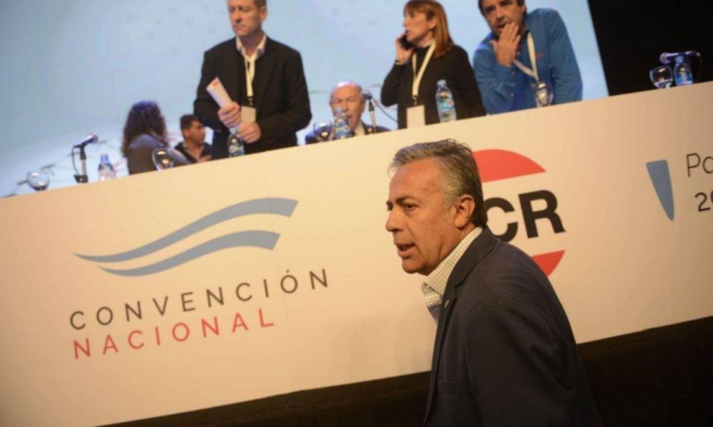 Ya hay 2023: con tono opositor recargado, Cornejo trabaja de presidenciable
