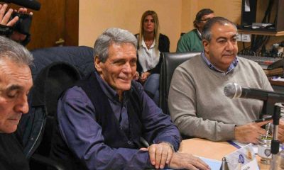 Jefe de la CGT pide que los aumentos por decreto se discutan por sector