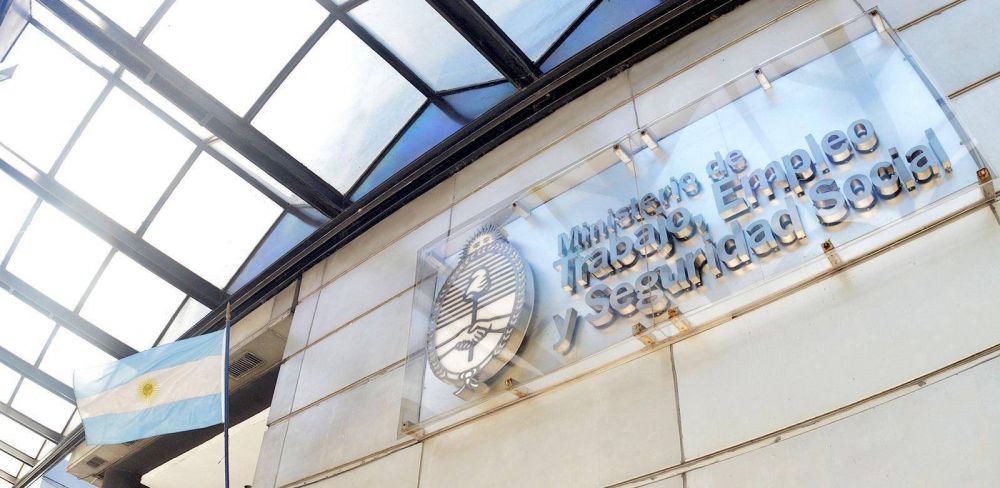 Fern�ndez pidi� austeridad pero una funcionaria de Trabajo se fue 30 d�as a Canc�n