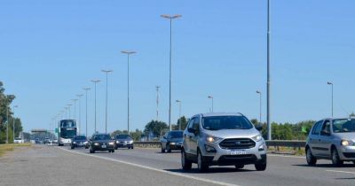 Intenso tr�nsito en la Autov�a tras el primer fin de semana del a�o