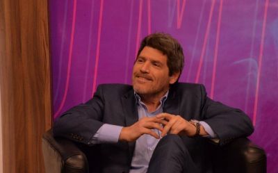 Montenegro critic� a los que �vienen de afuera� a trabajar de UBER y le recordaron su condici�n de �for�neo� 