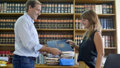 Publicaron las declaraciones juradas de Garro y funcionarios de la comuna