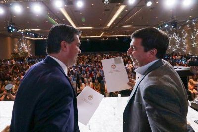 Arroyo y Capitanich ponen en marcha el Plan Contra el Hambre, con m�s de 66 mil tarjetas alimentarias