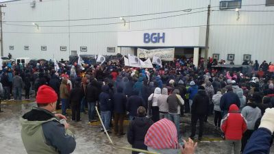 Desastre macrista: en 2019 la industria perdi� 53 mil puestos de trabajo