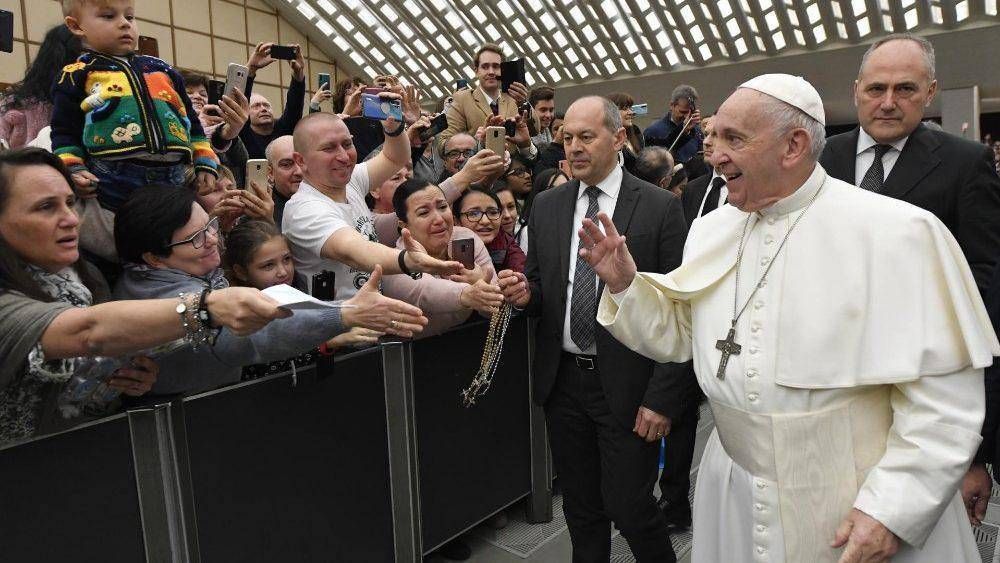 Catequesis del Papa: Salvemos a los nufragos del fro de la indiferencia