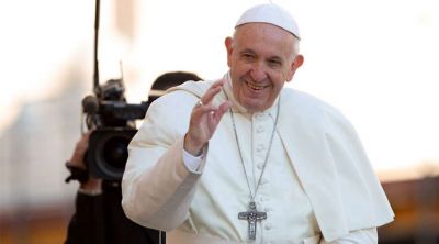 El Papa pide acoger a los �n�ufragos exhaustos que llegan a nuestras costas�