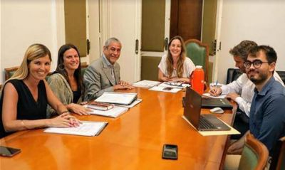 Ferraresi mantuvo un encuentro de trabajo con la responsable provincial de Educaci�n