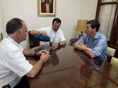 Mons. Mestre se reuni� con el presidente del Concejo Deliberante