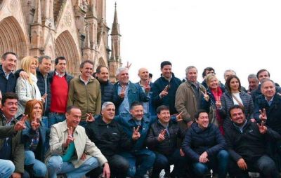 Los intendentes del Conurbano se suman a la lucha por la coparticipaci�n porte�a