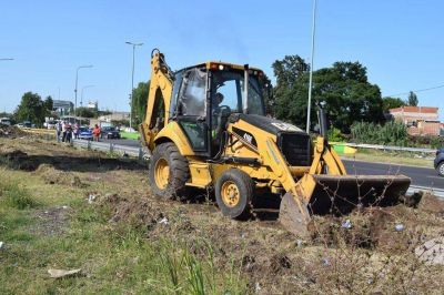 Hurlingham y Mor�n realizaron un operativo de limpieza en la Ruta 4