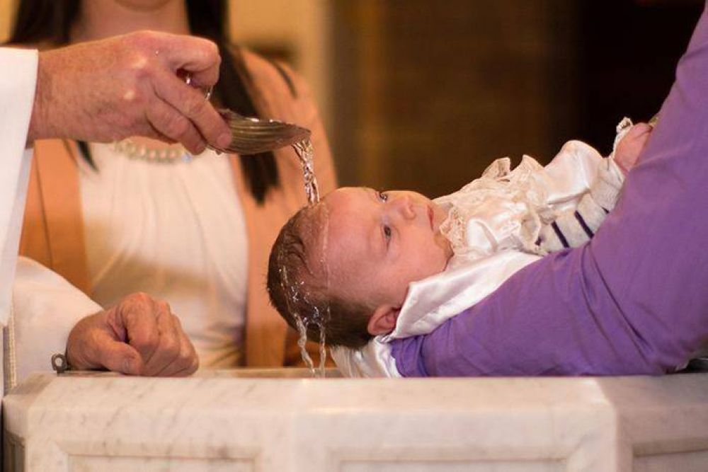 Mons. Frassia: Los bautizados somos otros Cristos