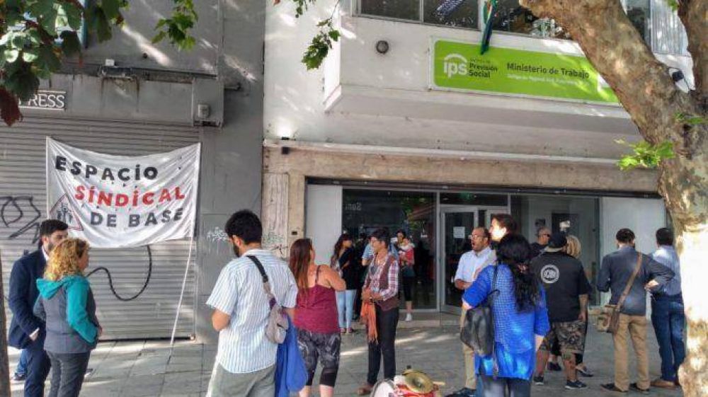 Trabajadores de La Cuadra celebran �conquista parcial�