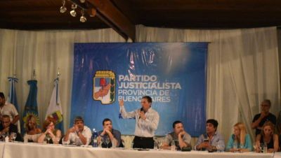 Cumbre: el PJ bonaerense ampl�a su mesa pol�tica con Alberto y Axel