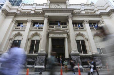 El BCRA flexibiliza el cepo a las empresas que ingresen d�lares: les permitir� girar utilidades al exterior