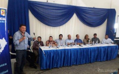 Los intendentes peronistas se re�nen con Massa y varios funcionarios nacionales