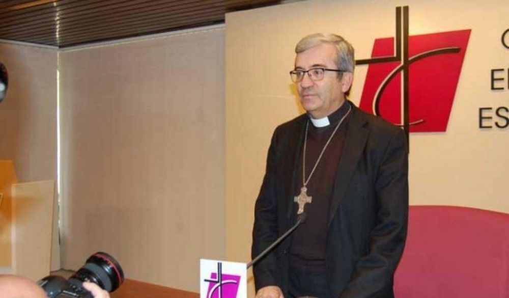 El Secretario general de los obispos se pronuncia sobre el Pin Parental