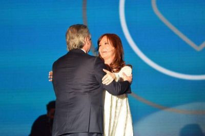 Alberto Fern�ndez viaja a Jerusal�n y deja el poder en manos de Cristina Kirchner