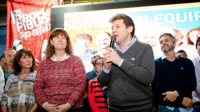 Melella revoc� el convenio colectivo que hab�a firmado Bertone y la acusa de plantarle 300 funcionarios