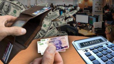 �Se vienen sueldos en d�lares?: crecen las consultas de empresas para sus n�minas de ejecutivos