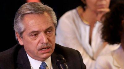 Alberto Fern�ndez adelant� un aumento para todos los jubilados y no descart� un adicional para la m�nima