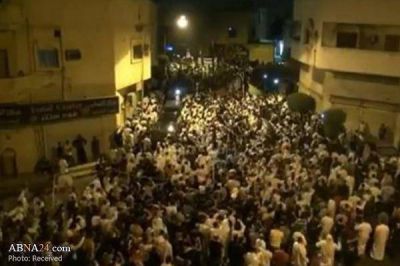 �Enormes multitudes asisten a funerales de los j�venes disidentes en Qatif en Arabia Saud�